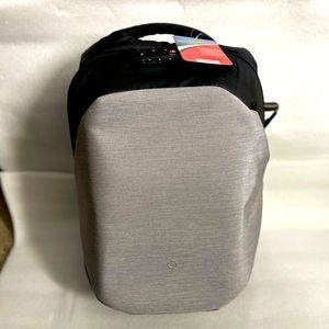 Anti theft back pack for laptops phones or electronics multi use